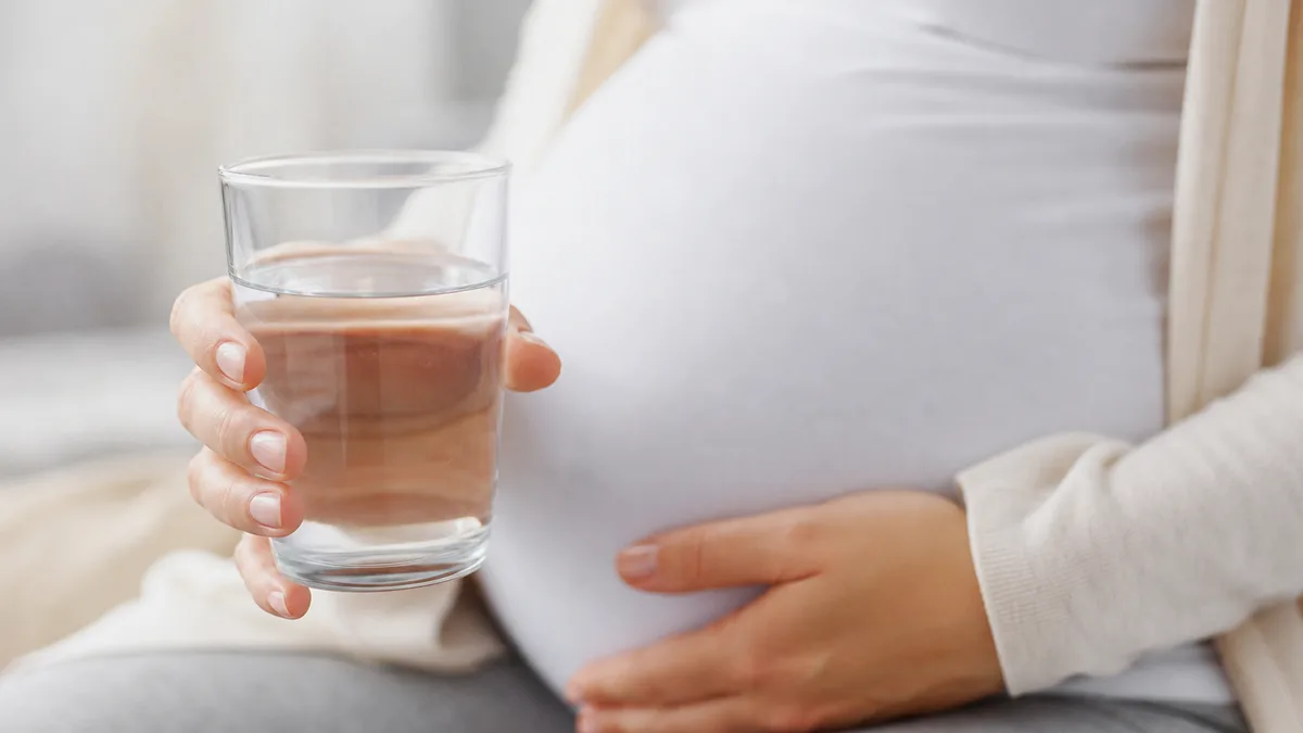 Gmina Ostrowiec dołącza do kampanii. W ciąży nie ma bezpiecznej dawki alkoholu