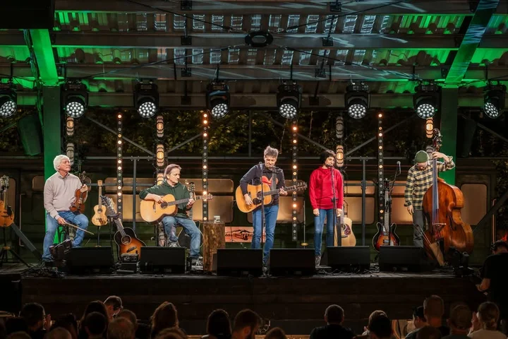 Grafika promocyjna wydarzenia Stare Dobre Małżeństwo w Ostrowcu Świętokrzyskim — koncert Krzysztofa Myszkowskiego