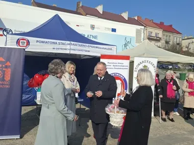 Profilaktyka w sercu miasta – cytomammobus przyciągnął ostrowczanki