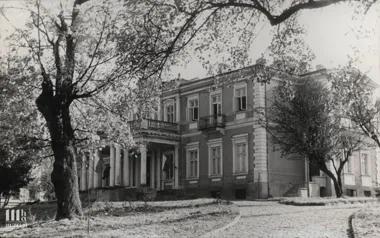 Pałac Wielopolskich zamienił się w szkołę - ten rozdział zaskakuje