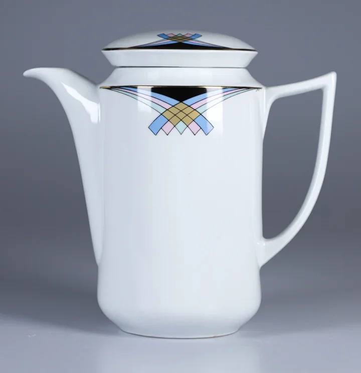 Ćmielowska porcelana miała ratować fabrykę. Historia zestawu „Mateusz”