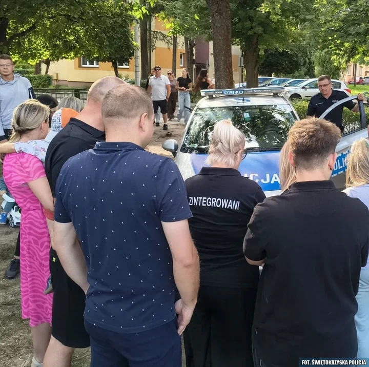 Policjanci z Ostrowca na festynach. Dzieci sprawdzały zasady bezpieczeństwa