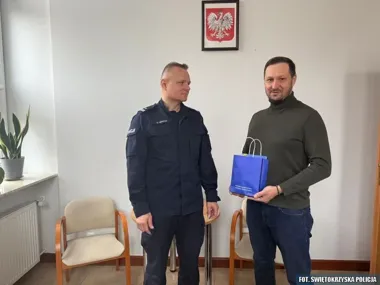 W Ćmielowie zatrzymał pijane mitsubishi. Policja z Ostrowca podziękowała