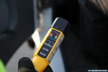 Policjant po służbie ruszył za BMW. Kierowca miał ponad 1,5 promila