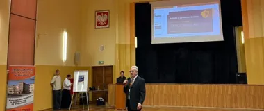 Młodzi sprawdzali jak nie dać się pułapkom sieci w Ostrowcu