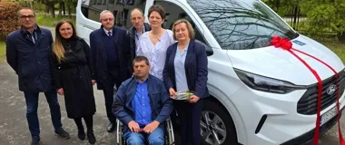 Nowy mikrobus ma ułatwić codzienność uczestnikom warsztatu